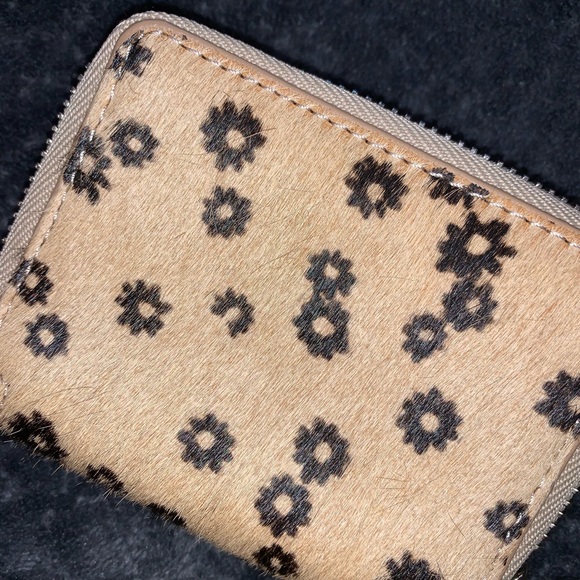 KARA NYC Biker wallet with XL chain - Picture 3 of 12